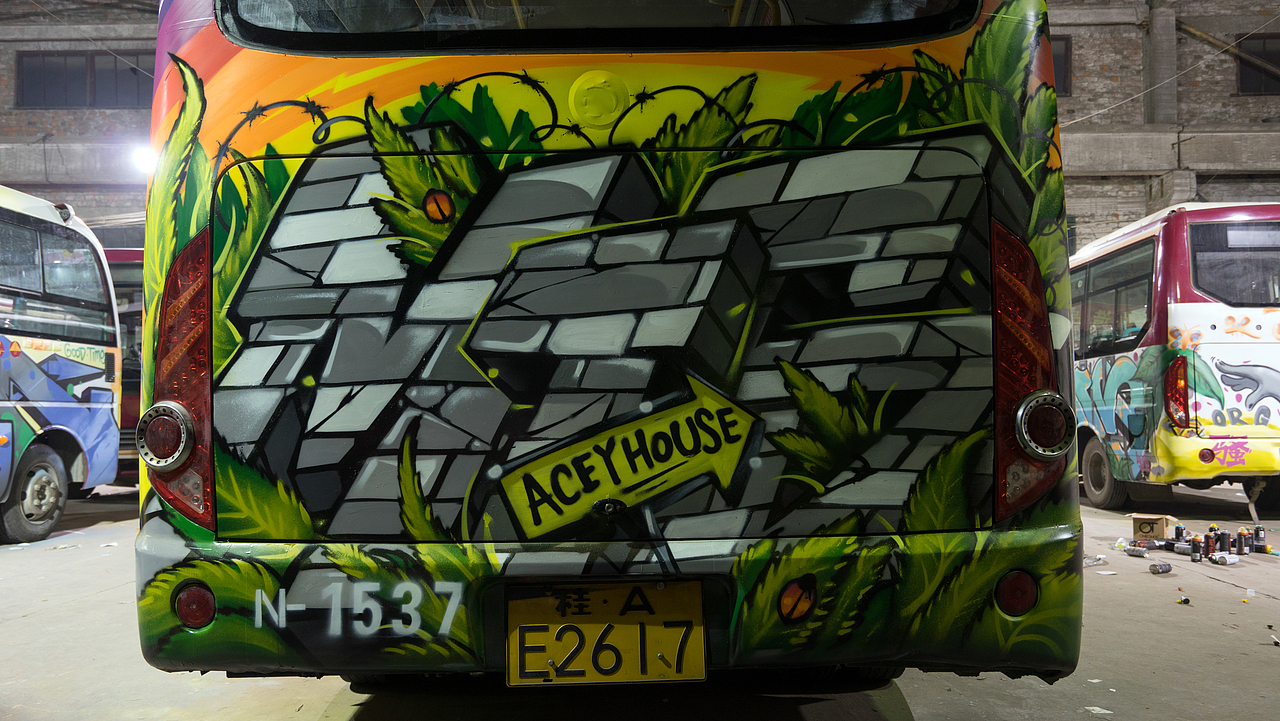 MTS涂鸦团队-公交车涂鸦之城市移动画布（图ZMjY4NTQ2ODI4） - 艺术插画 - 站酷设计师MTS_GRAPHIC原创素材 - 站酷ZCOOL