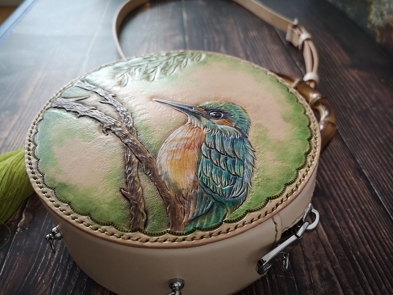 翠鳥楊柳中國風(fēng)手提包（圖ZMTY3MDk3MjY0） - 工藝品設(shè)計(jì) - 站酷設(shè)計(jì)師欏澤原創(chuàng)素材 - 站酷ZCOOL