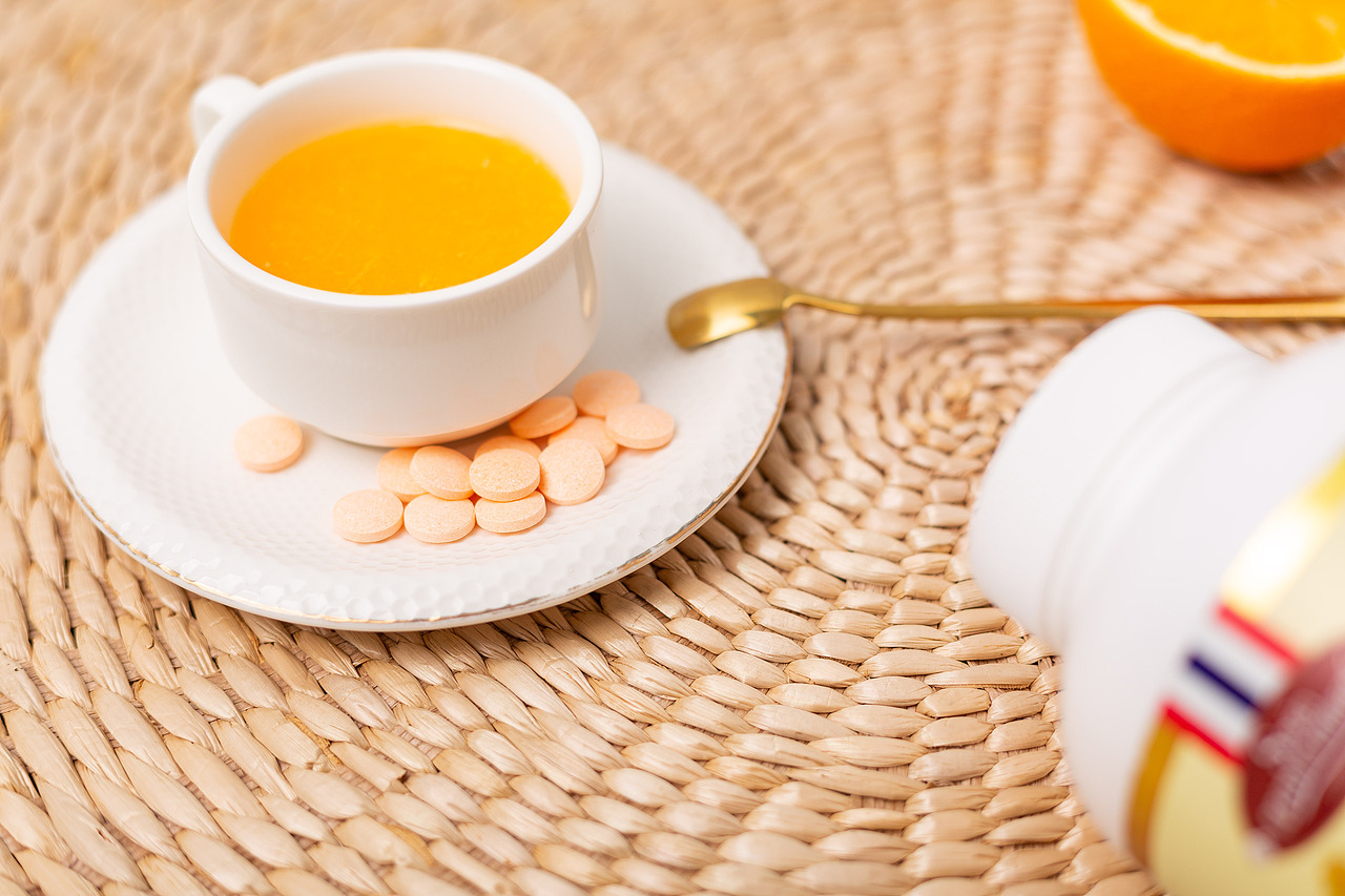 Pure Vita香橙味维生素C压片糖果（图ZMjE3NDY2NjU2） - 产品摄影 - 站酷设计师有间图片社原创素材 - 站酷ZCOOL