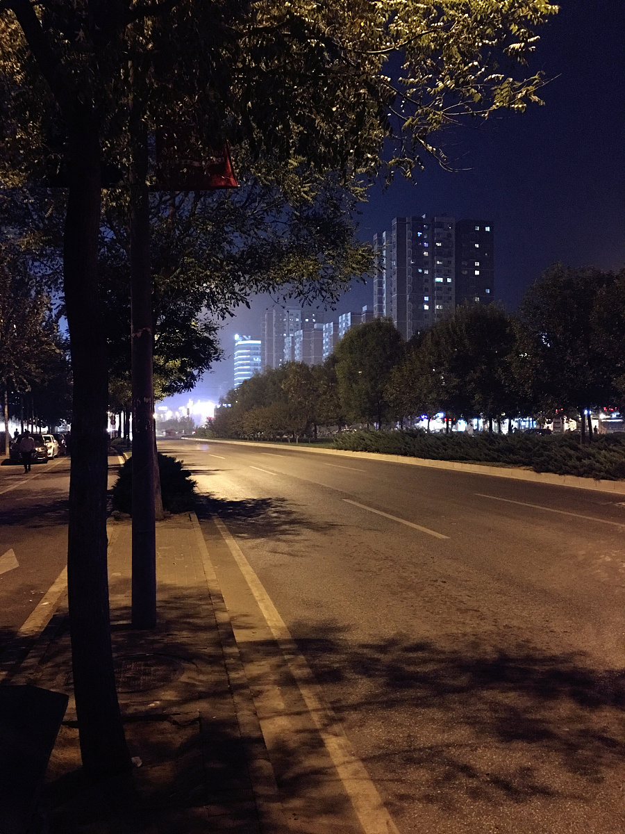 城市夜景照片伤感图片