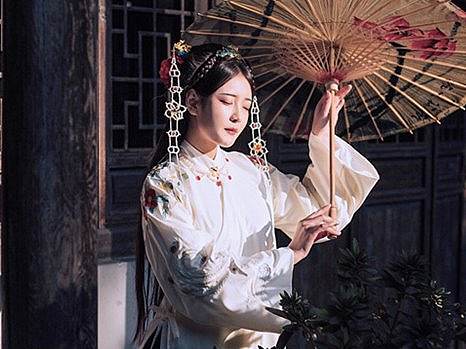 汉服设计 | 遗梦沧雪《鸿荼》