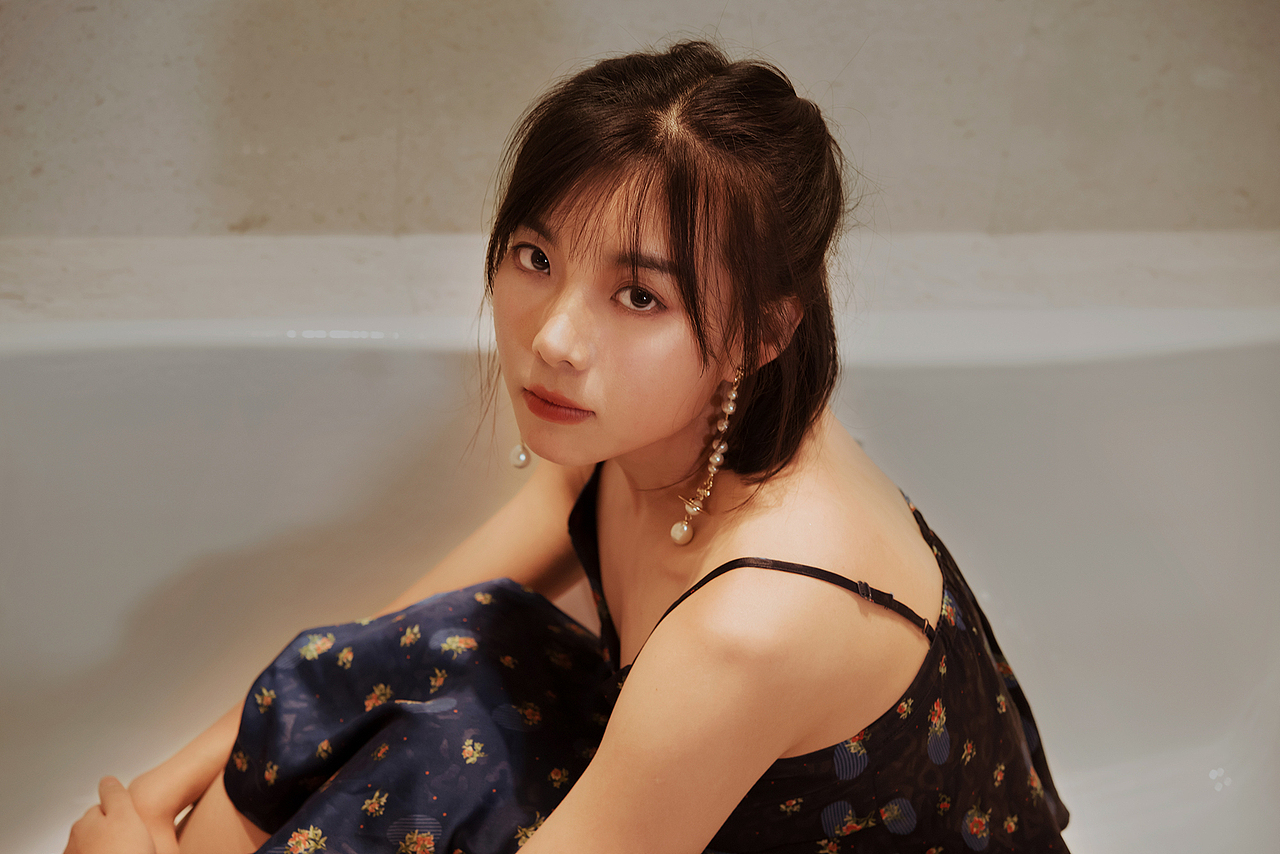 溪谷.民宿（图ZMTM3NjUxMDg0） - 人像摄影 - 站酷设计师caoshuaibiao原创素材 - 站酷ZCOOL