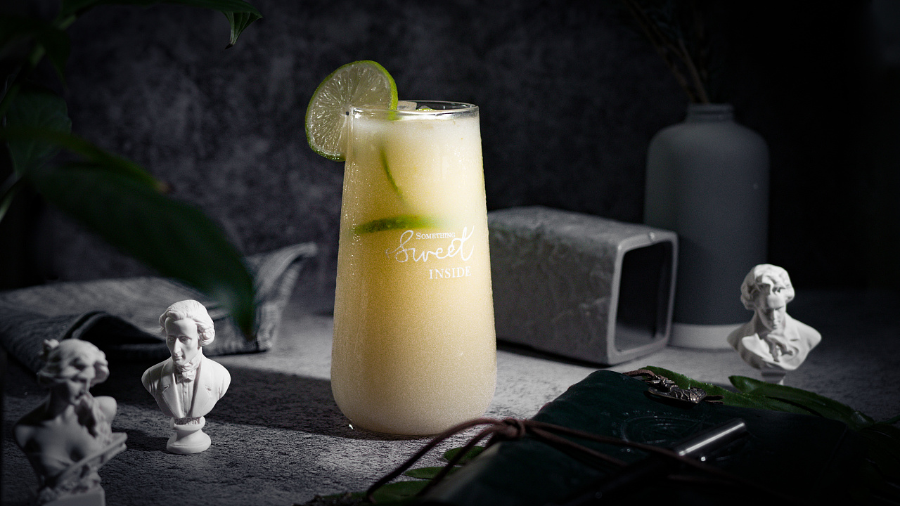 摄影作品丨创意奶茶布景