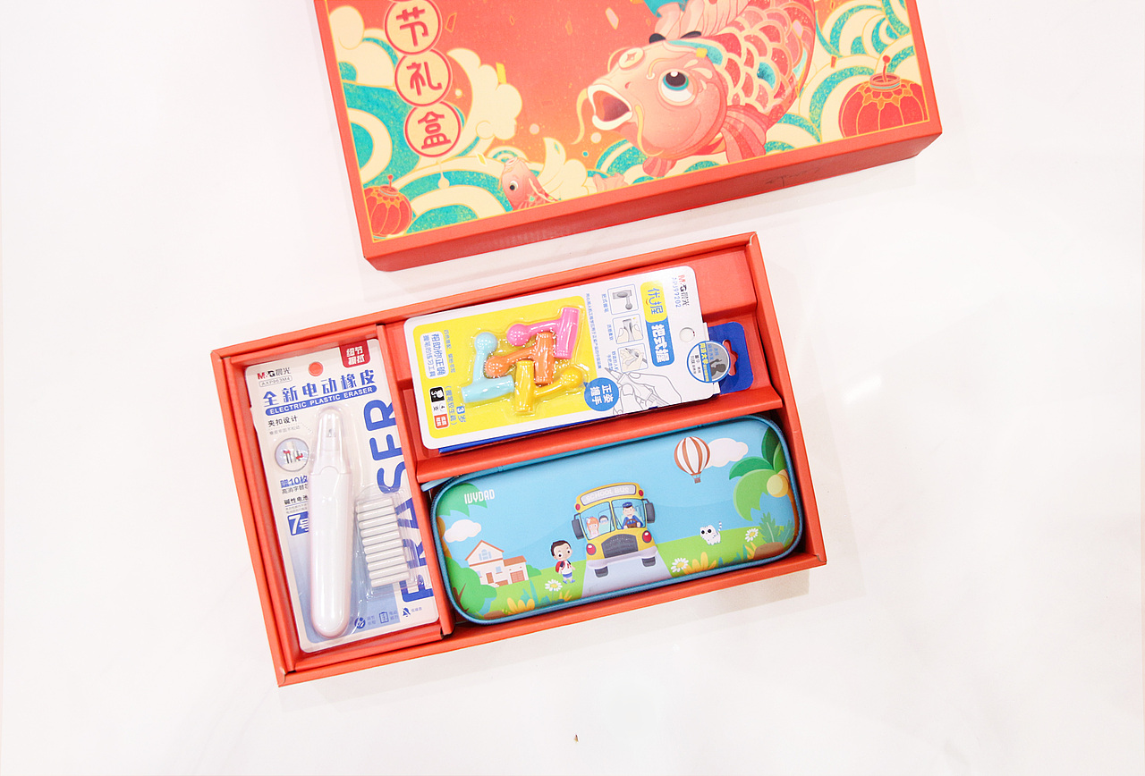 常青藤爸爸春节礼盒（图ZMjM5MDIwNjI0） - 商业插画 - 站酷设计师想做一名吃货原创素材 - 站酷ZCOOL