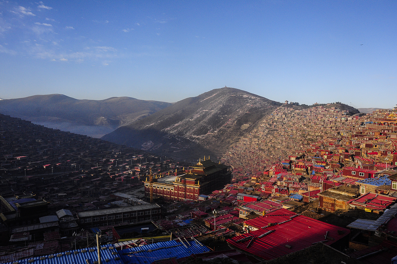 我眼中不一样的色达（图ZMTUzMjQ0NDA=） - 风光摄影 - 站酷设计师BNB的自留地原创素材 - 站酷ZCOOL