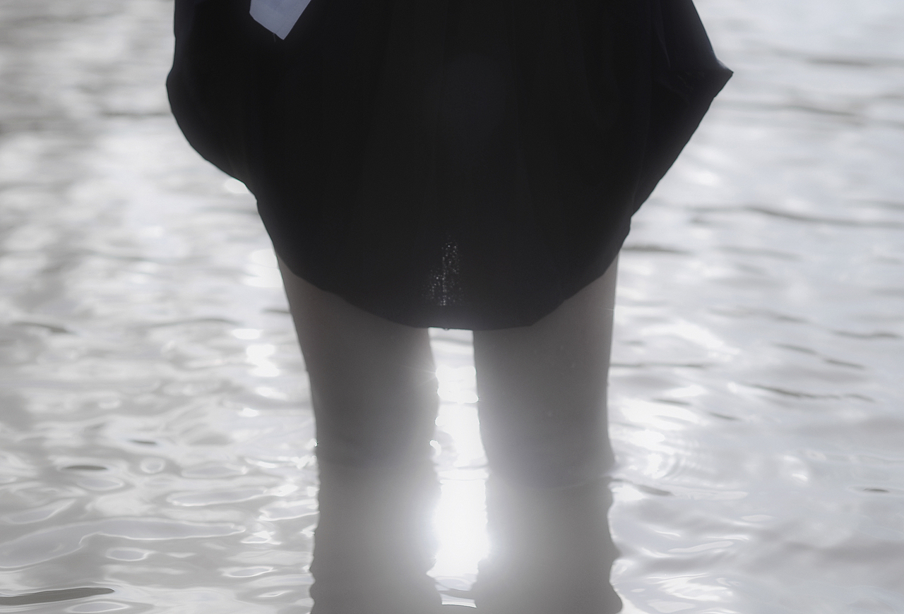 【海的这边，海的那边】（图ZNTA3NDI5MDA=） - 人像摄影 - 站酷设计师Tony恶魔的艺术馆原创素材 - 站酷ZCOOL