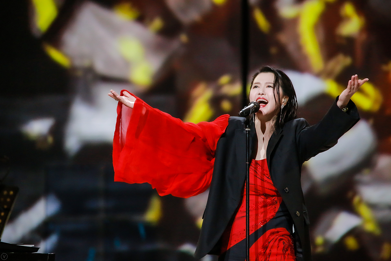 活动演唱会拍摄广告抖音快手摄影明星拍照直播会议摄影（图ZMjkwNjM4Mzky） - 人像摄影 - 站酷设计师零晨视觉摄影原创素材 - 站酷ZCOOL