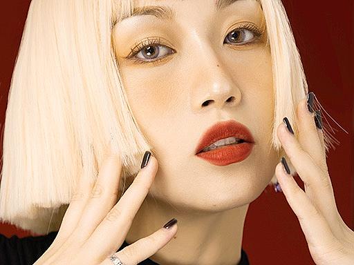 红色系人像写真