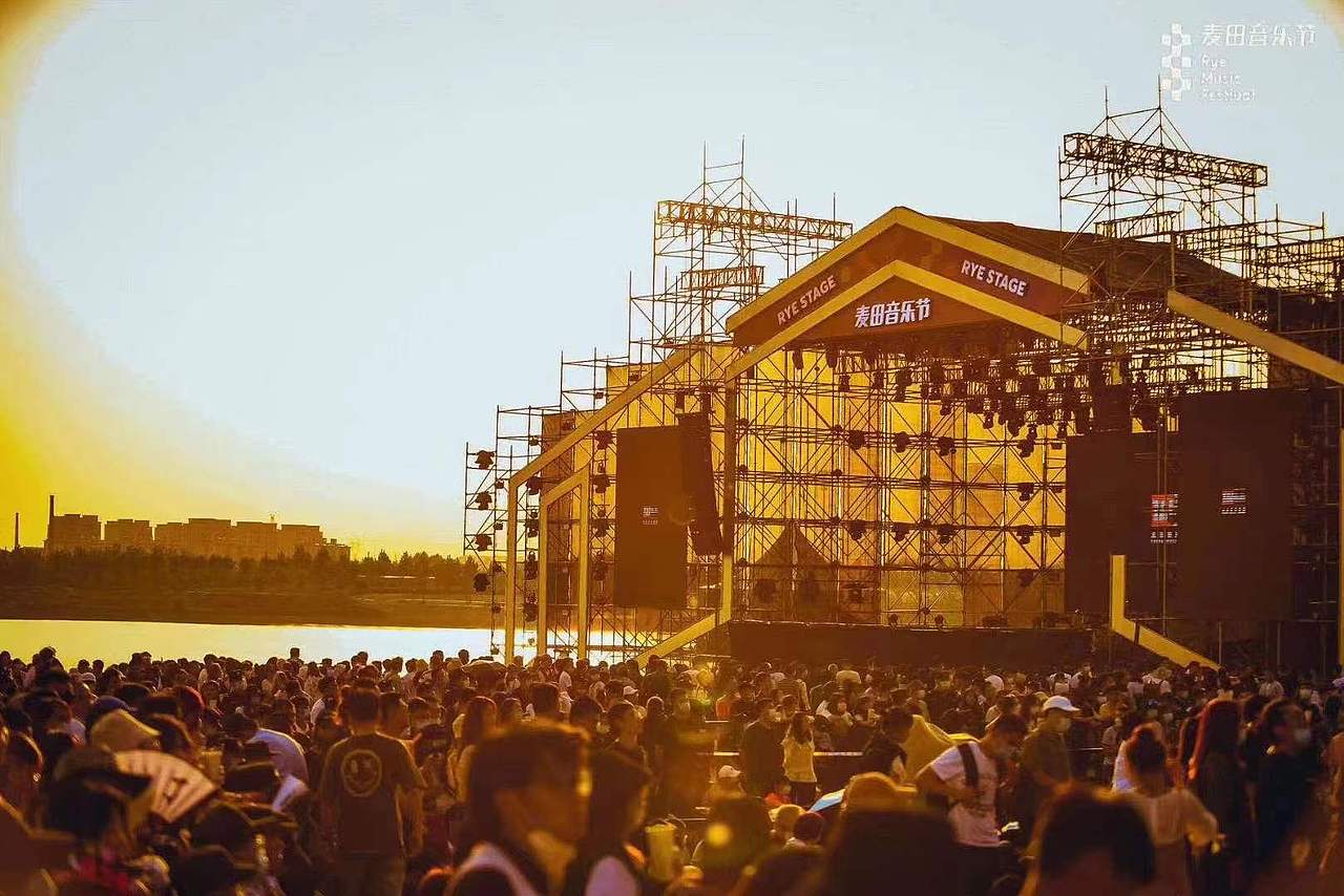2020-淄博麦田音乐节舞美设计