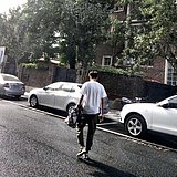 设计X先生的头像