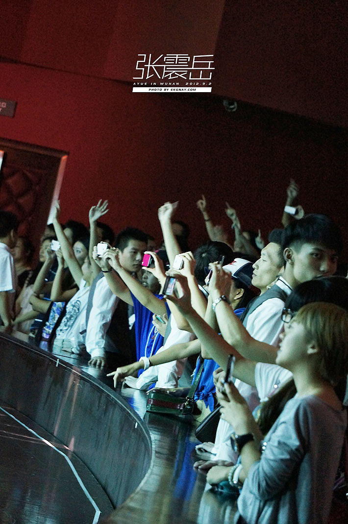 张震岳武汉演唱会 AYUE IN WUHAN（图ZNjgxOTc3Mg==） - 人像摄影 - 站酷设计师树多村光原创素材 - 站酷ZCOOL
