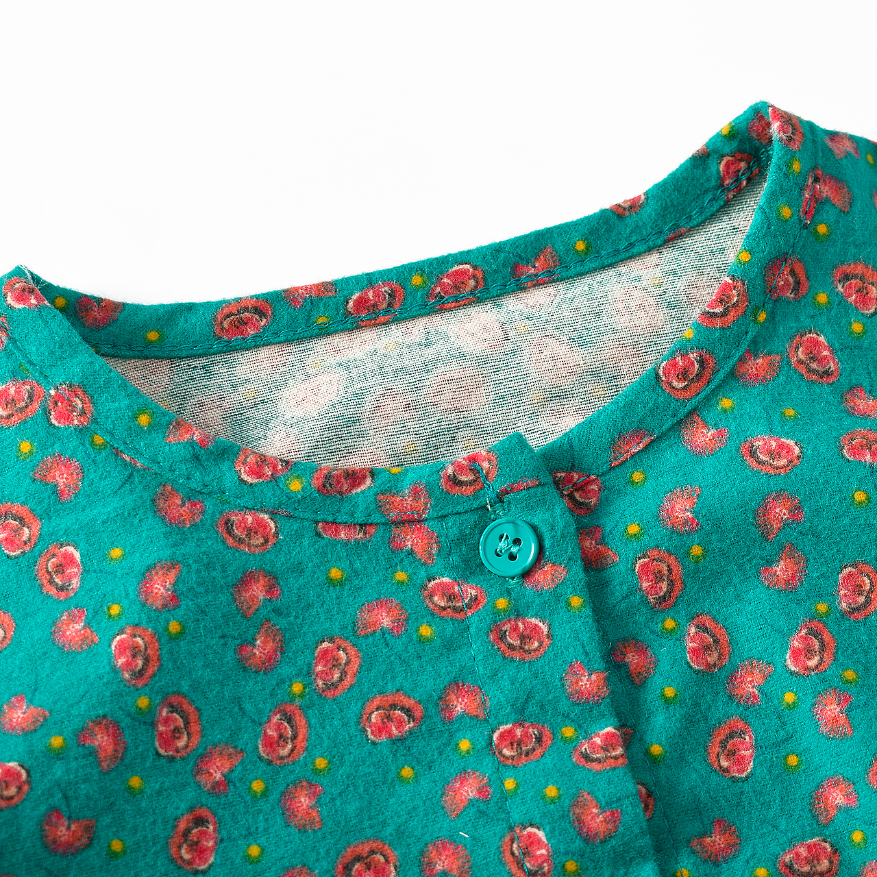 一组童装服饰室内拍摄（图ZMjY3MzQ1NzYw） - 产品摄影 - 站酷设计师寻泊原创素材 - 站酷ZCOOL