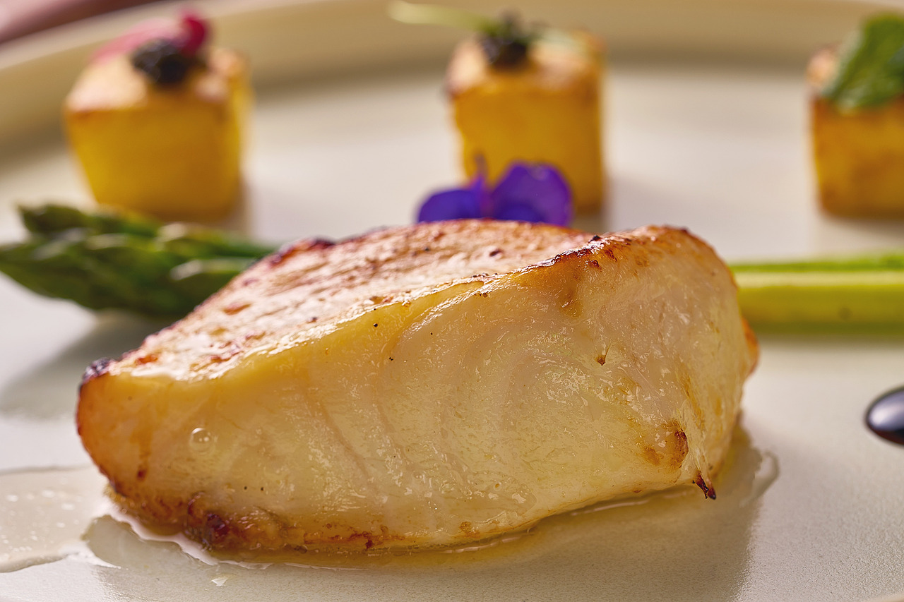 "从盘中到心间：一次视觉与味觉的双重盛宴"美食拍摄（图ZMzcwNTM5NjMy） - 美食摄影 - 站酷设计师番茄不吃鱼原创素材 - 站酷ZCOOL