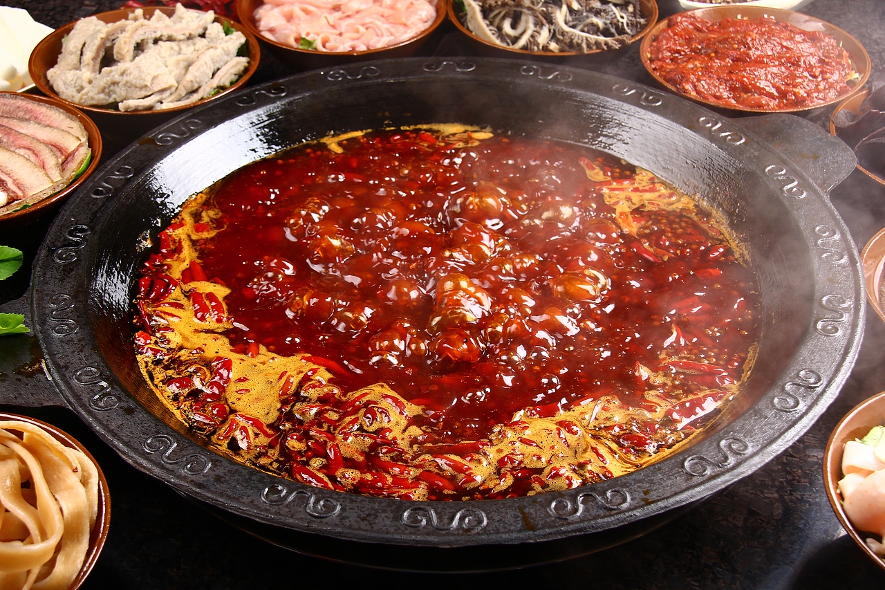 重庆传统老铁锅火锅