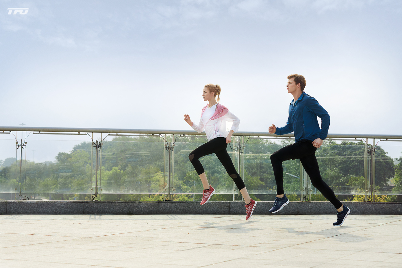 户外跑步服形象拍摄|摄影|人像摄影|乔锋 - 原创作品 - 站酷 (zcool)