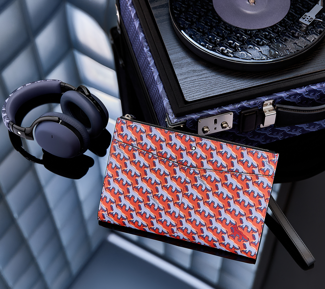 2021 Montblanc ✖ Maison Kitsuné 胶囊系列先锋作品（图ZMjYzMjcxOTEy） - 修图/后期 - 站酷设计师修图师董董原创素材 - 站酷ZCOOL