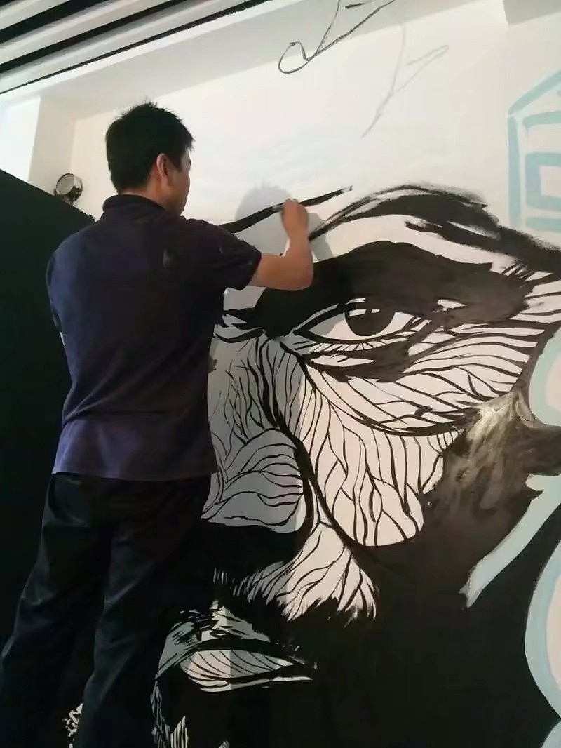 阿杜手绘 画画的阿杜 为啥做手绘墙