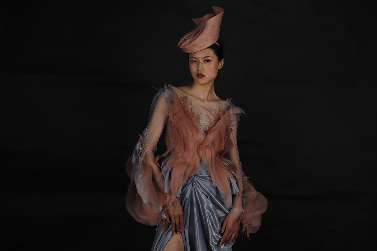 服装高级定制 作品（图ZMTk2NTk4MTE2） - 正装/礼服 - 站酷设计师MDty原创素材 - 站酷ZCOOL