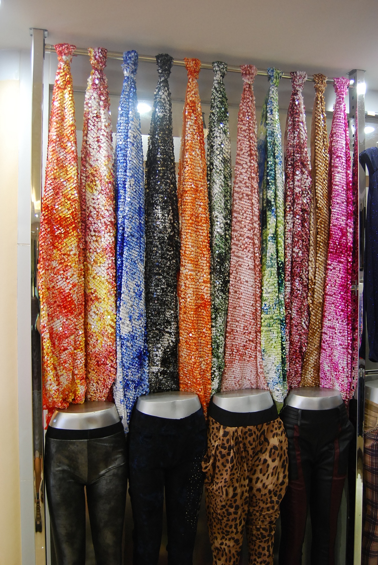 服装面料刷新你的新视角|平面|宣传物料|广德隆 - 原创作品 - 站酷