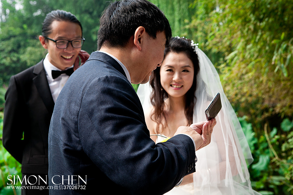 【爱在仙踪-果园西餐厅】纪实婚礼摄影跟拍作品陈昕Simon Chen伊视觉摄影（图ZMjU1OTIxNzI=） - 人像摄影 - 站酷设计师婚礼摄影师陈昕原创素材 - 站酷ZCOOL