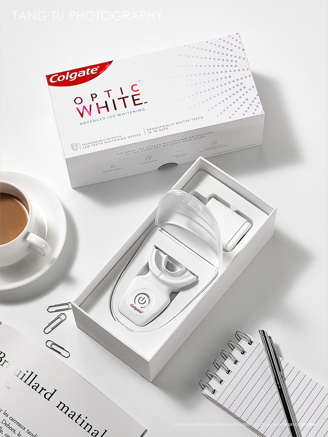 假装在加班！高露洁美牙仪拍摄（图ZMTg0Njg1NjAw） - 产品摄影 - 站酷设计师禅宗喝水原创素材 - 站酷ZCOOL