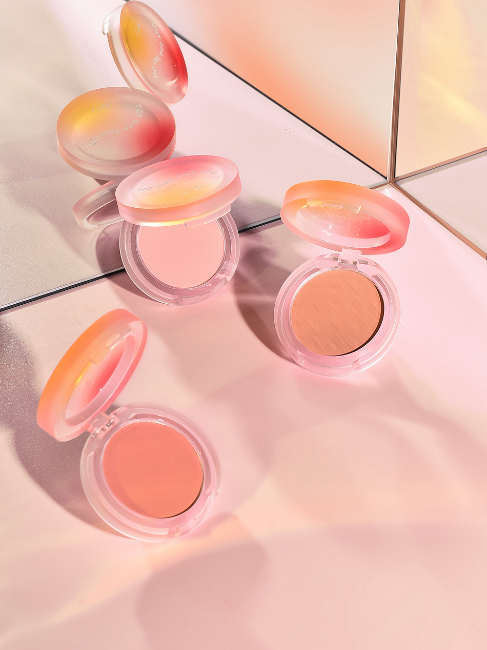 腮红高光化妆品美妆（图ZMjY1MDE0OTQw） - 产品摄影 - 站酷设计师sf_路一原创素材 - 站酷ZCOOL