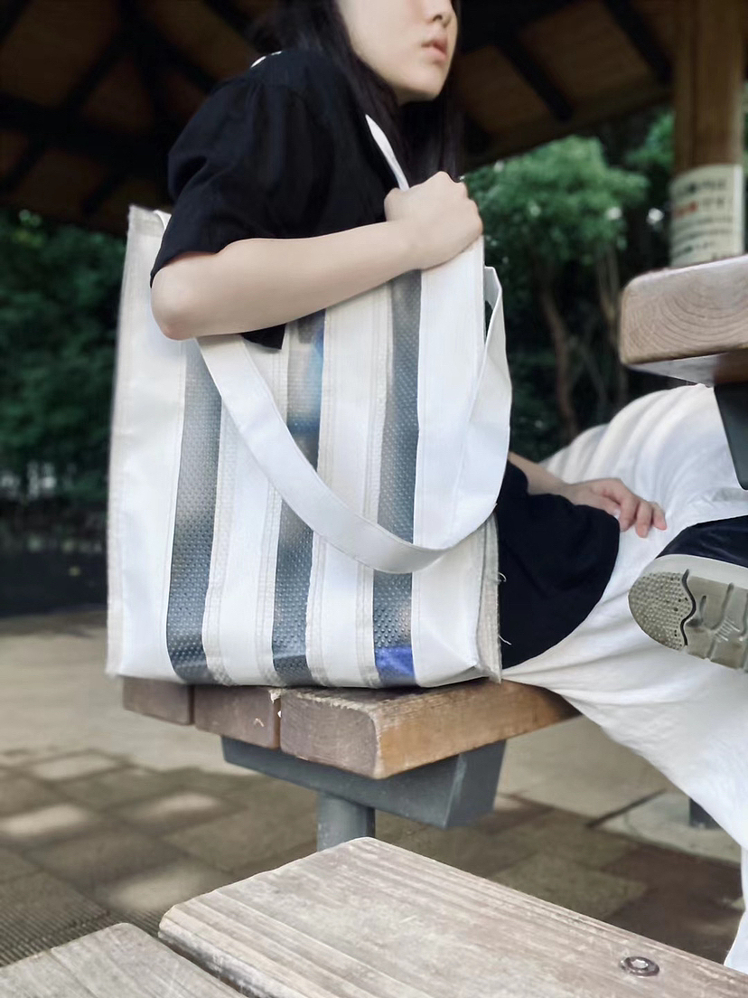 用防滑垫搞了个包包meikeiin原创设计手作