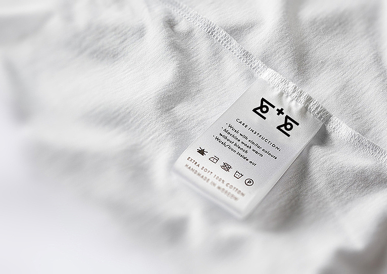 E+E高端女装品牌LOGO设计