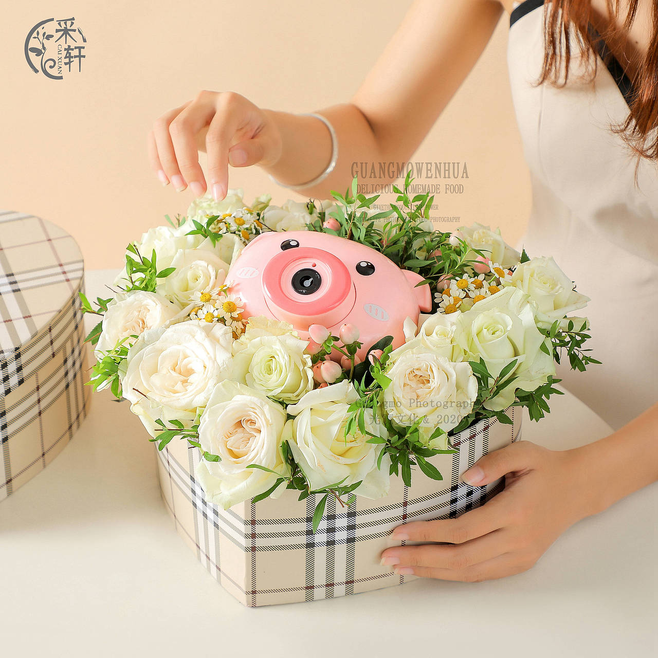 鲜花礼盒（图ZMjQ2OTA4NTU2） - 产品摄影 - 站酷设计师静静咚原创素材 - 站酷ZCOOL