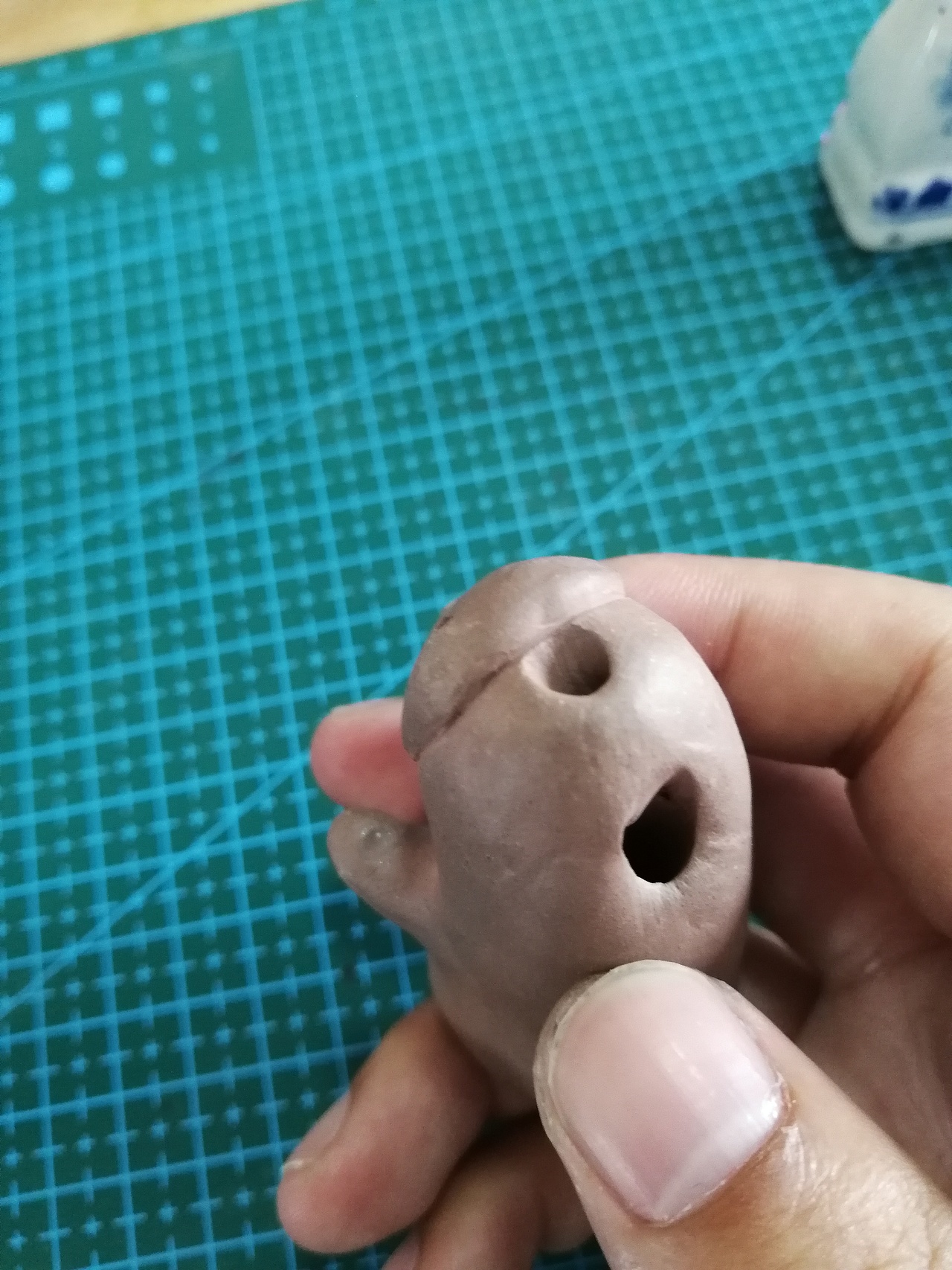 无脸男泥塑的制作与彩塑过程——塑新斋泥塑教程