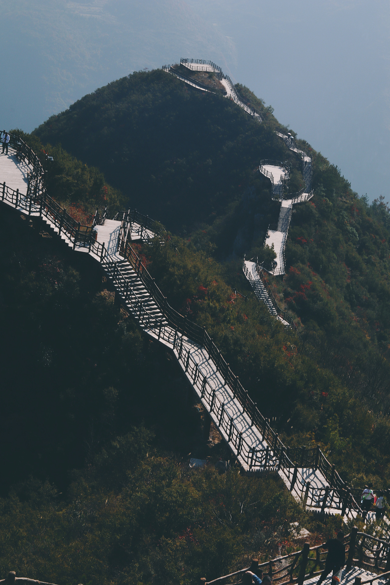 山路_魔月站酷ZCOOL