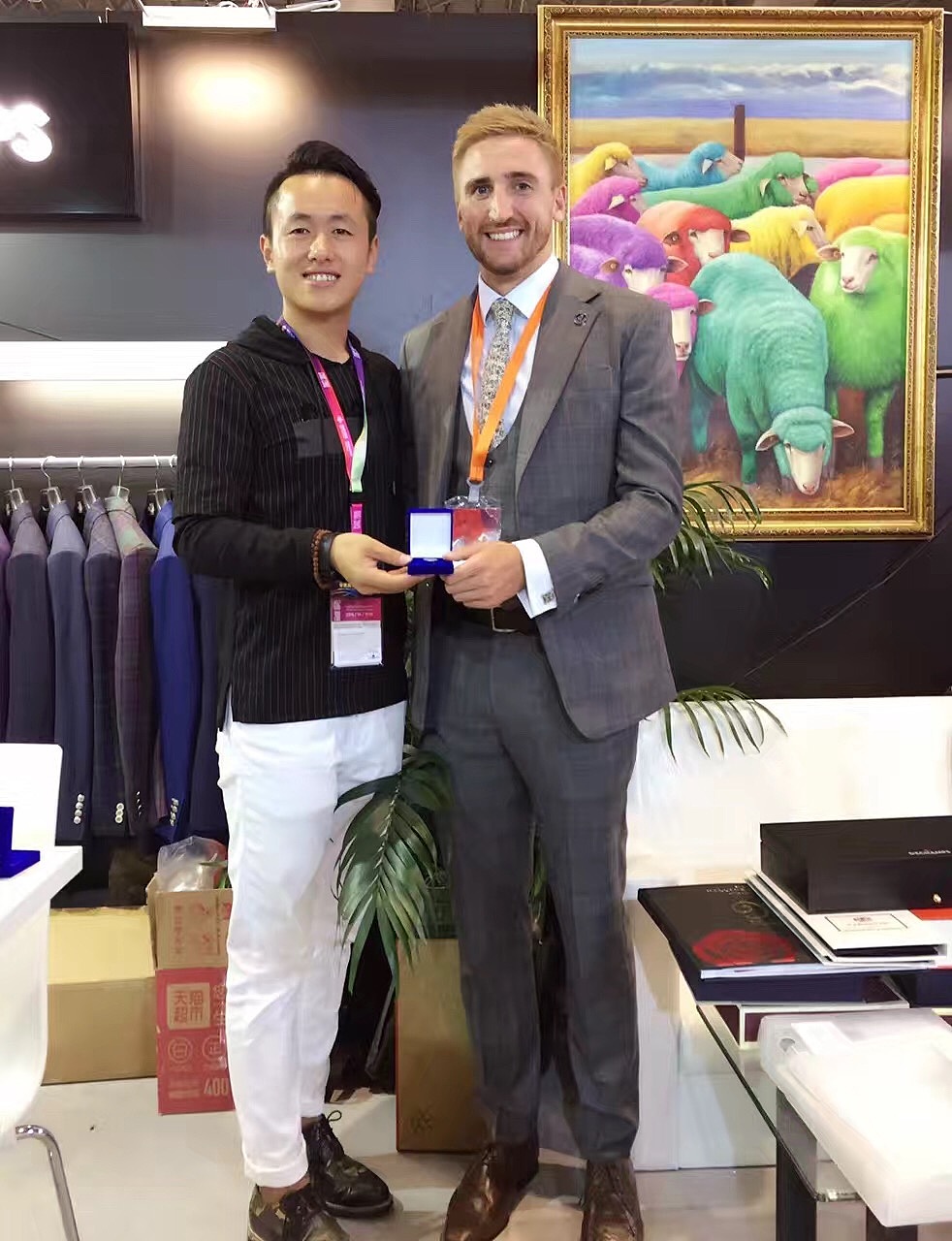 欧梵纪服饰有限公司设计总监面料展