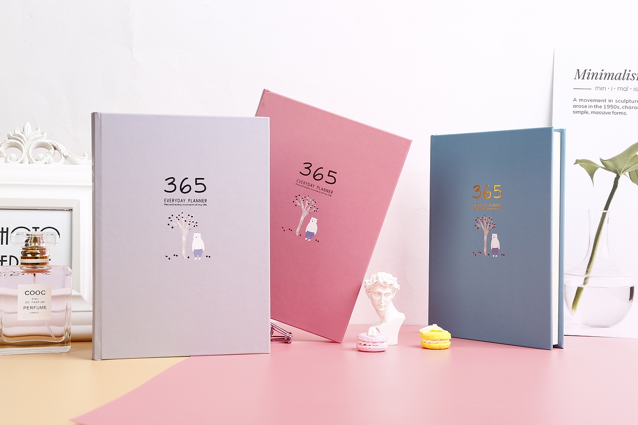 365本子拍摄（图ZOTkzNjIwODA=） - 产品摄影 - 站酷设计师MRYEE原创素材 - 站酷ZCOOL