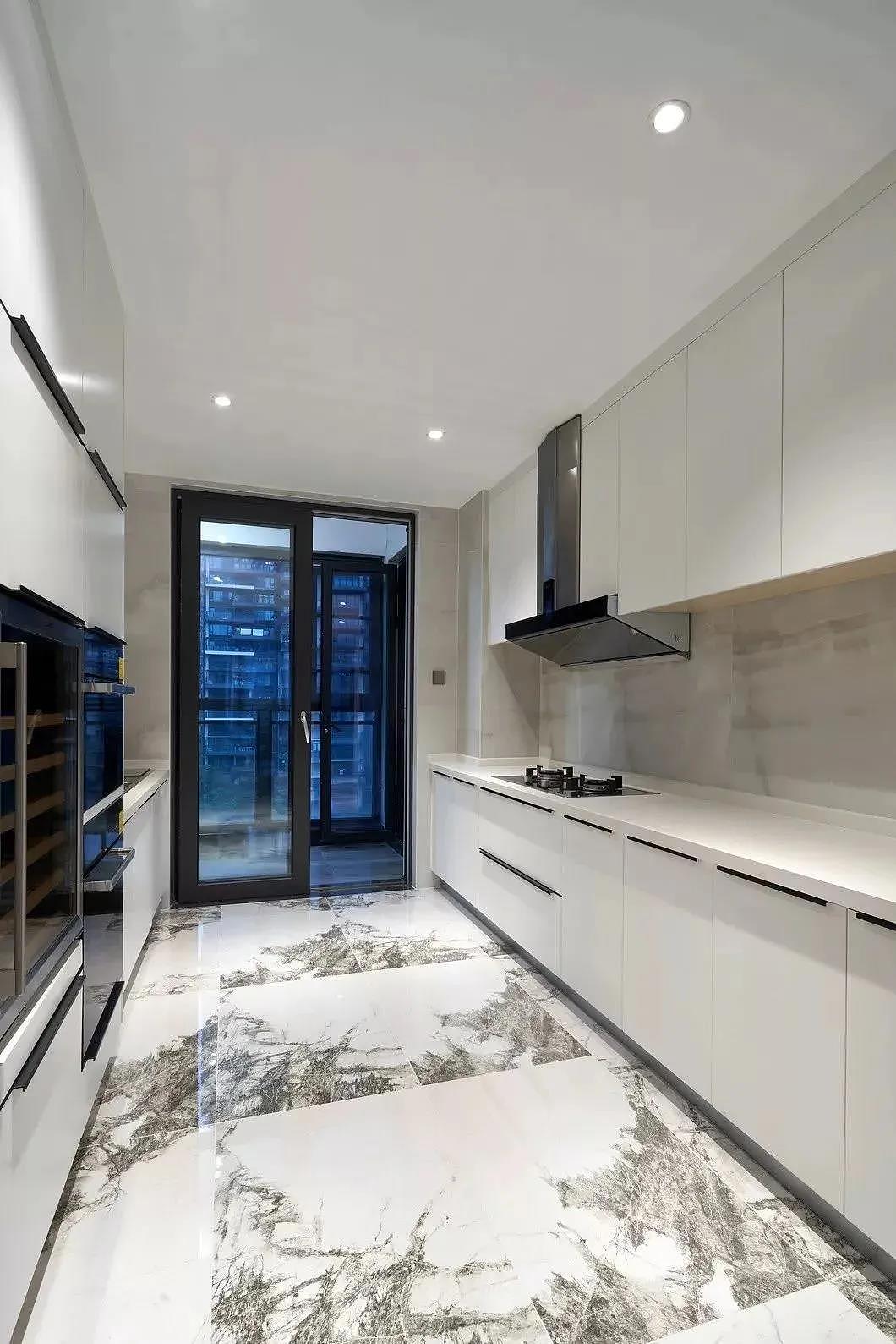 这才是真正的高级:246㎡大平层每个空间独立