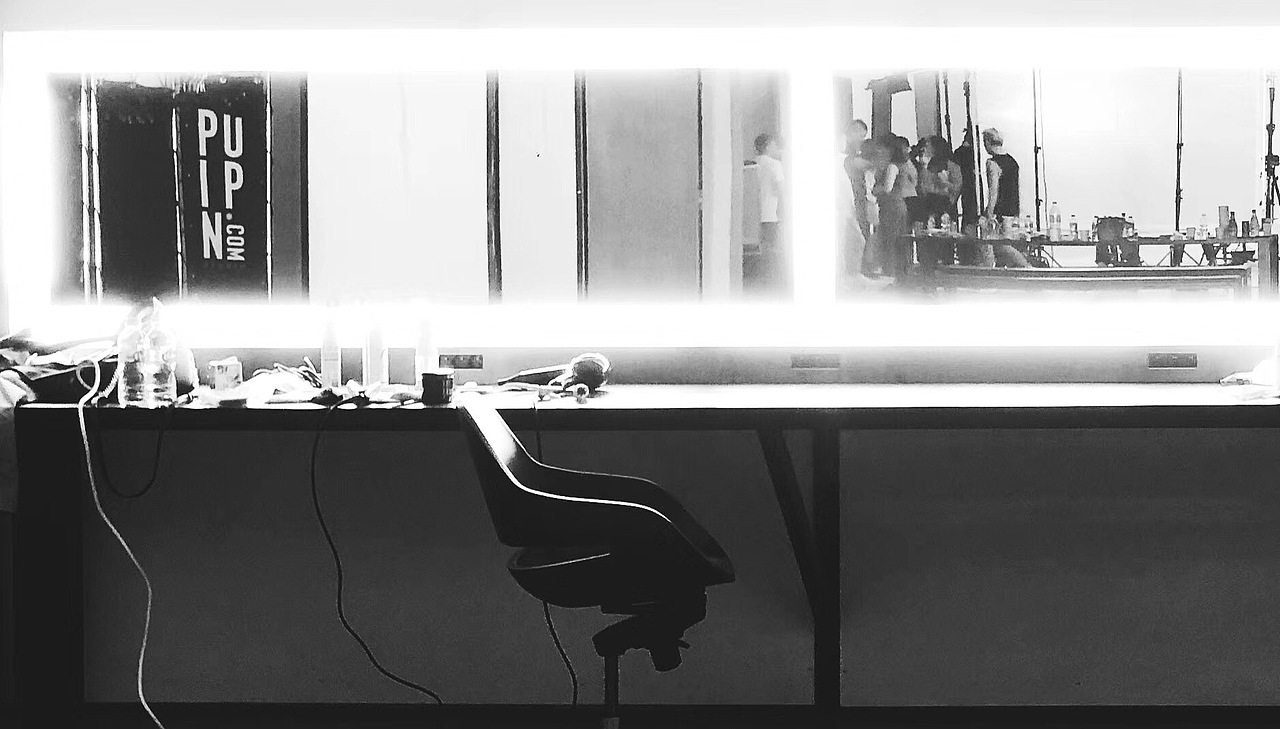 YCAD作品 | vivo X23全息幻彩遇见蔡徐坤