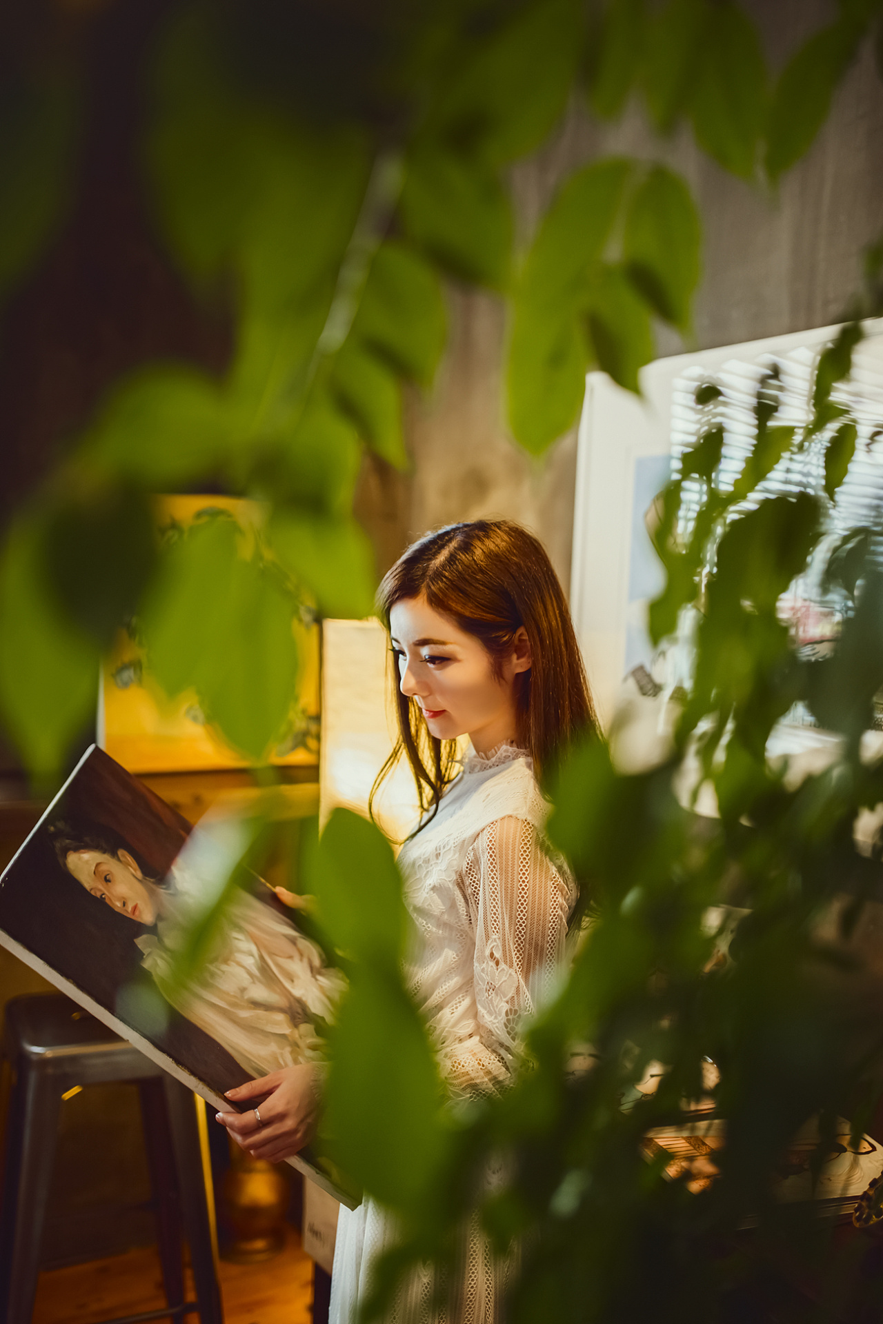 谁念西风独自凉,萧萧黄叶闭疏窗,沉思往事立残阳