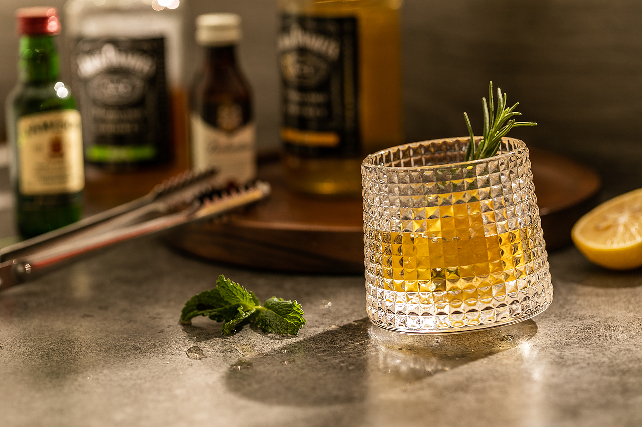 威士忌酒杯