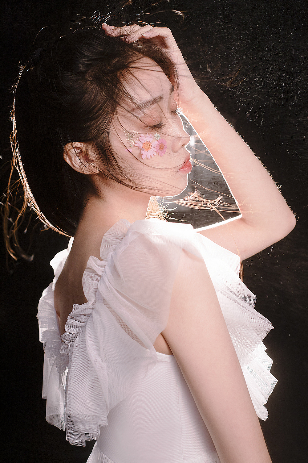 神明少女／个人写真（图ZMjI2OTA3NDM2） - 人像摄影 - 站酷设计师成都摄影安静原创素材 - 站酷ZCOOL