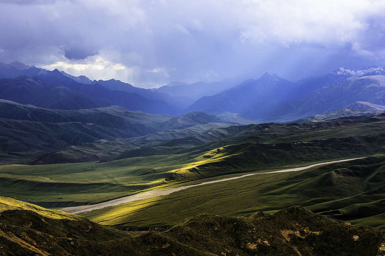 最美公路之一新疆独库公路