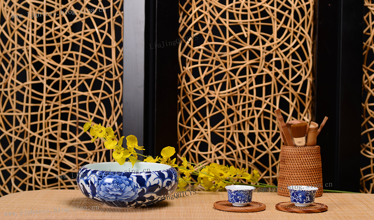 刘静.江西省高级工艺美术师|技师.景德镇陶瓷大学硕士（图ZMTM5NDMxNTMy） - 工艺品设计 - 站酷设计师刘静陶瓷艺术原创素材 - 站酷ZCOOL