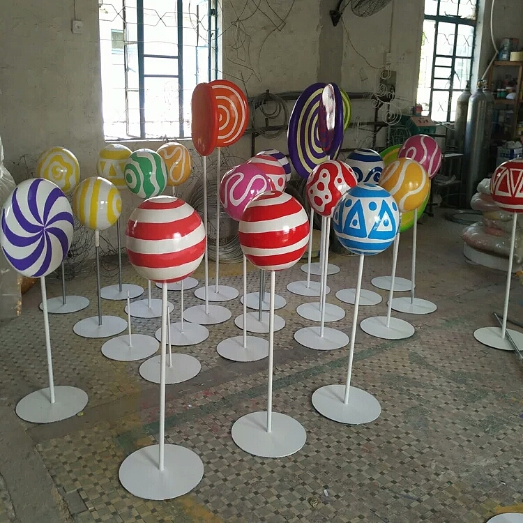 户外商业街美陈摆件定制玻璃钢糖果雕塑树脂纤维棒棒糖