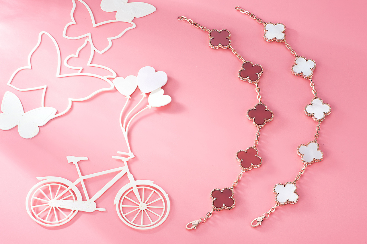 珠宝摄影 粉粉嫩嫩 k金 四叶草 手链 多色