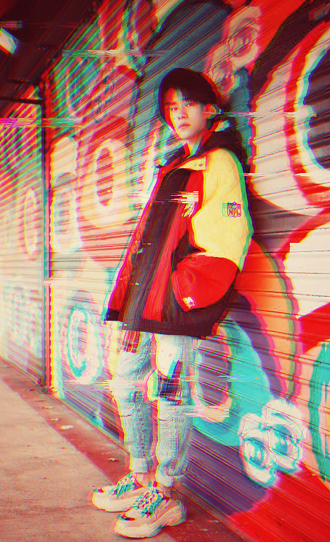 易烊千玺(故障风)