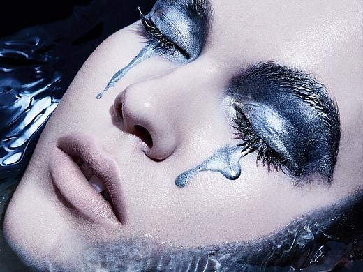 <Beauty: The Wet Looks>