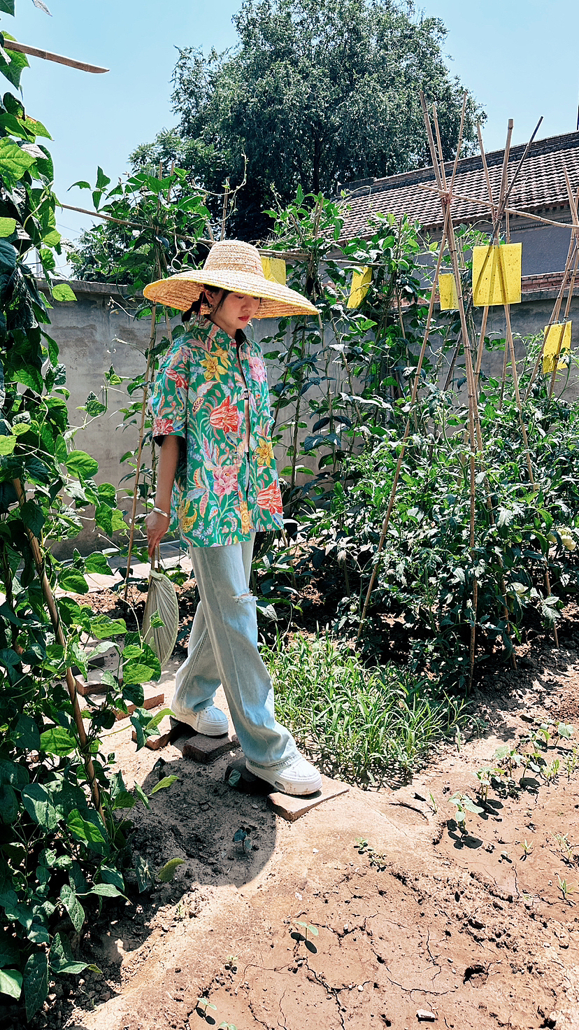 京郊的小院（图ZMzQ0MzcwODY4） - 人像摄影 - 站酷设计师Ms摄影艺术原创素材 - 站酷ZCOOL