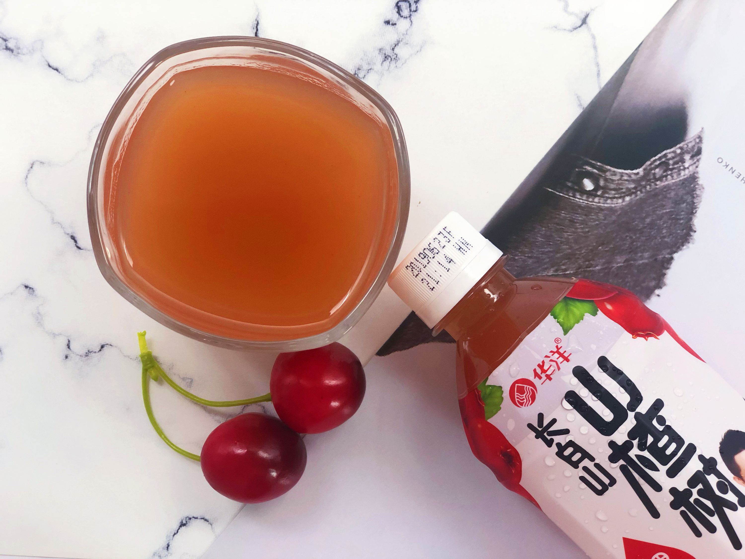 华洋山楂汁饮料实物拍照