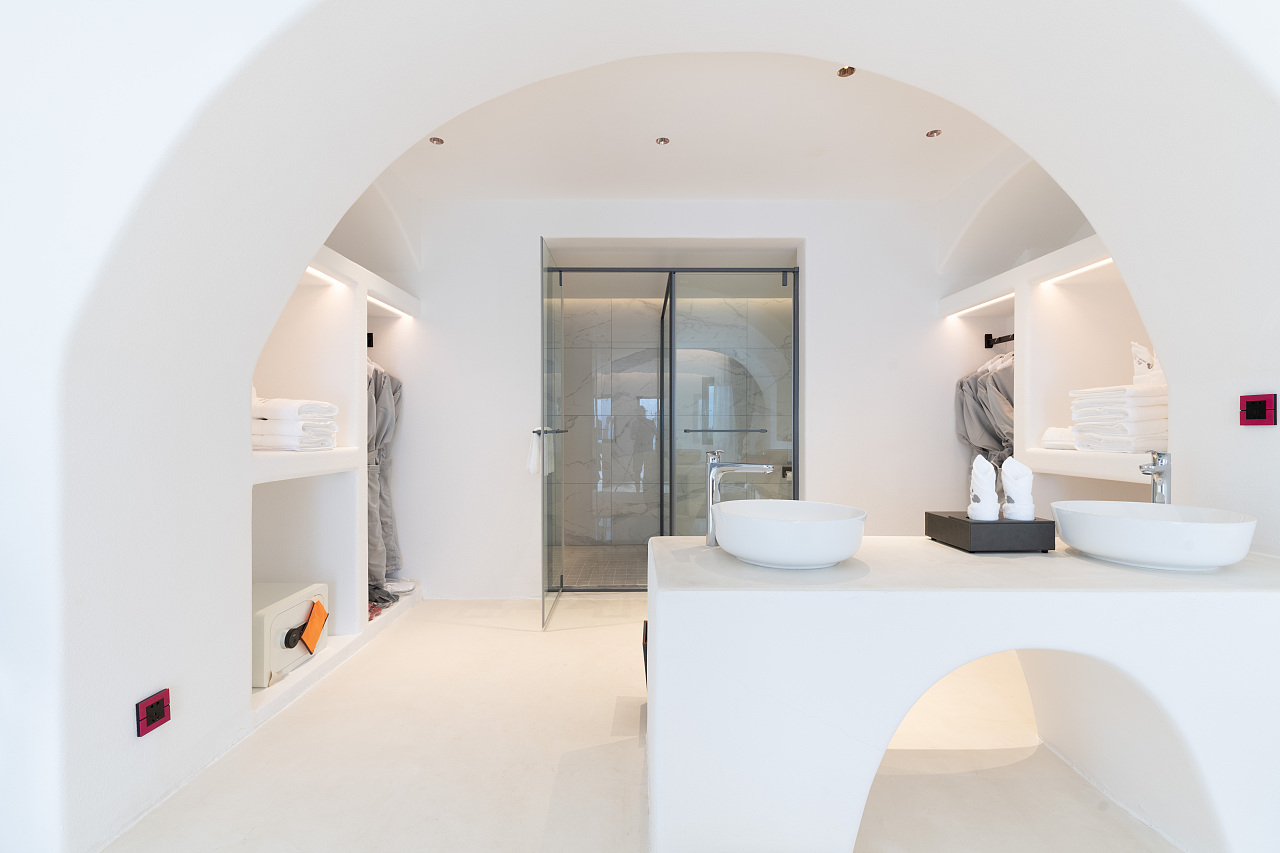 大理梦工厂悬崖酒店 | 西慕微水泥案例