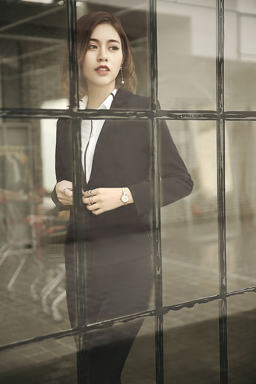 职业装拍摄（图ZMTAxNzcwNzA4） - 人像摄影 - 站酷设计师象牙文化传媒原创素材 - 站酷ZCOOL