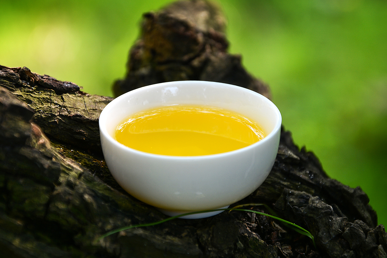 山茶油茶籽油拍摄（农家特产系列）（图ZODQ5NjI5NzY=） - 产品摄影 - 站酷设计师手可摘星陈同学原创素材 - 站酷ZCOOL