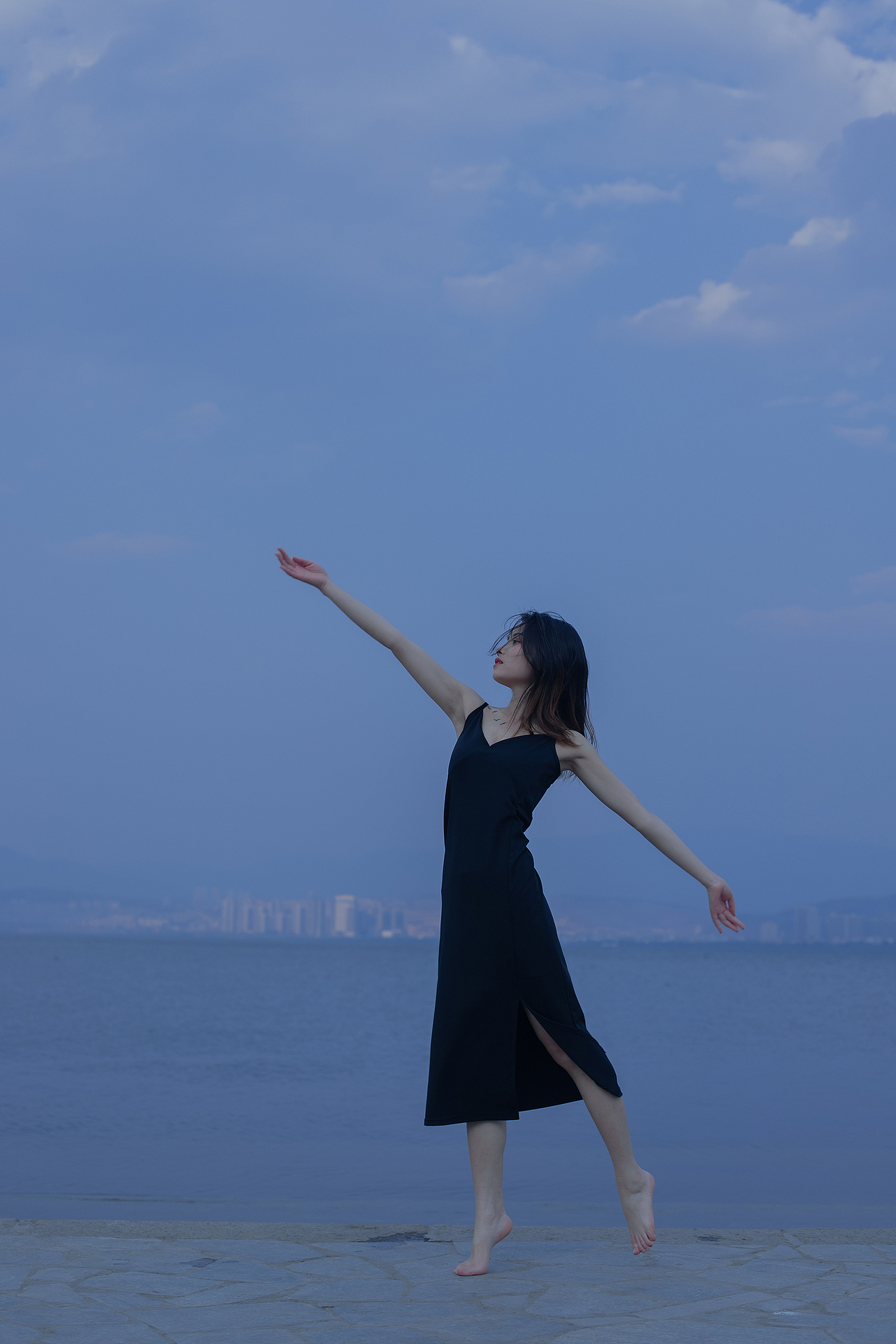 深藏大海（图ZMjUxMDA3NjM2） - 人像摄影 - 站酷设计师gugufhf原创素材 - 站酷ZCOOL